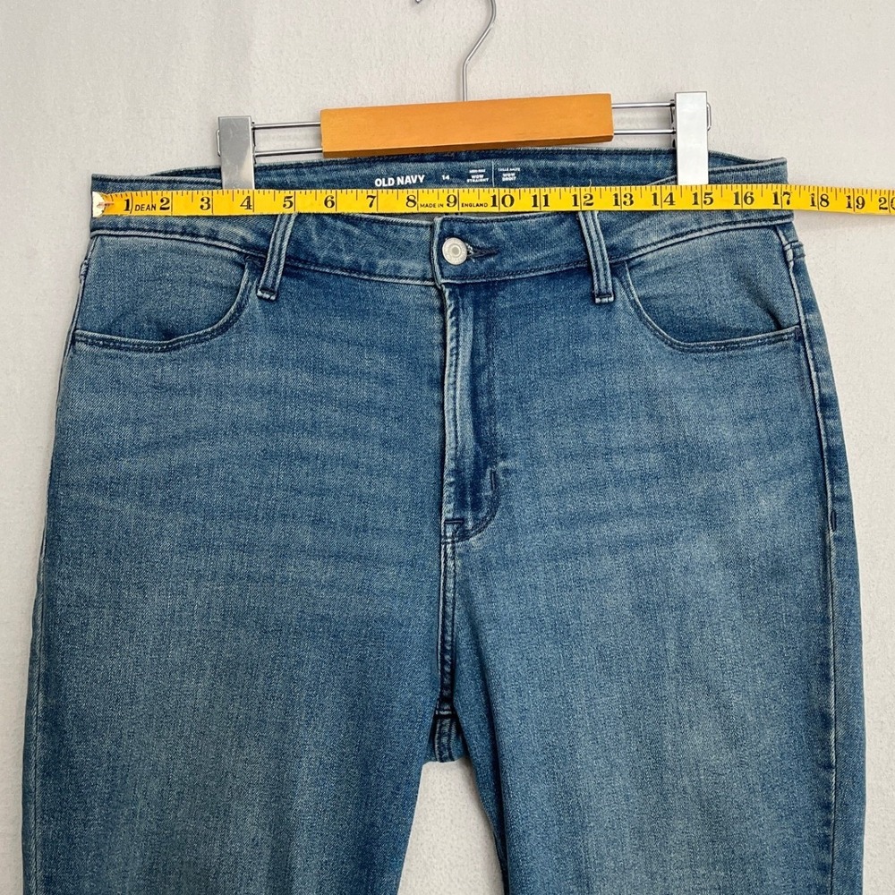 Old Navy Wow Straight High Rise Jeans Womens 14 Medium Wash Blue Stretch Denim - Picture 6 of 8